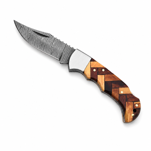 Couteau de chasse et de camping pliant artisanal en acier Damas, pointe clip, manche en bois, étui en cuir, personnalisable OEM/ODM, 0,5 mm - Product Image 2
