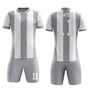Vêtements de sport à prix avantageux, maillot de football personnalisé en vente à bas prix, 100% polyester, nouveau modèle, dernières conceptions, uniformes de football - Product Image 1
