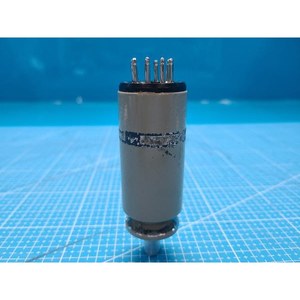 Joint d'étanchéité pour système sous vide Balzers BGG 02250, utilisé comme pièce détachée pour équipement semi-conducteur d'époque - Product Image 6