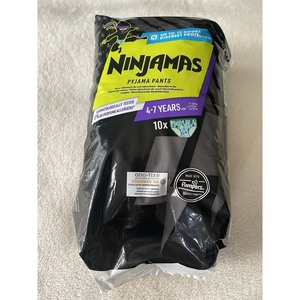 Pampers Ninjamas Ropa Interior Transpirable, Ecológica y Antibacteriana para Incontinencia Nocturna en Niñas, Talla L (64-125 Lbs), Paquete de 11 - Product Image 3