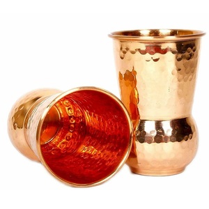 Verre à boire décoratif en cuivre fait main, prix de gros, gobelet à eau martelé pour la maison, la salle à manger et les restaurants - Product Image 5