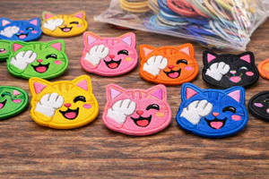 Parche bordado personalizado de gato kawaii, termoadhesivo o para coser, insignia bordada con cara de gato de dibujos animados para ropa, bolsos y sombreros. - Product Image 2