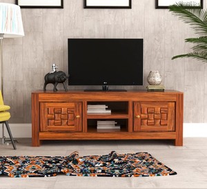 Mueble de TV Moderno y Grande con Puertas Talladas a Mano y Estante Abierto |    Muebles de Entretenimiento Contemporáneos con Almacenamiento - Product Image 1