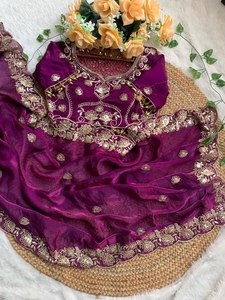 Sari en satin Royal Aura, Sari en satin Golden Bloom, Sari en satin Diamond Drape, Sari en satin brodé Signature - Product Image 1