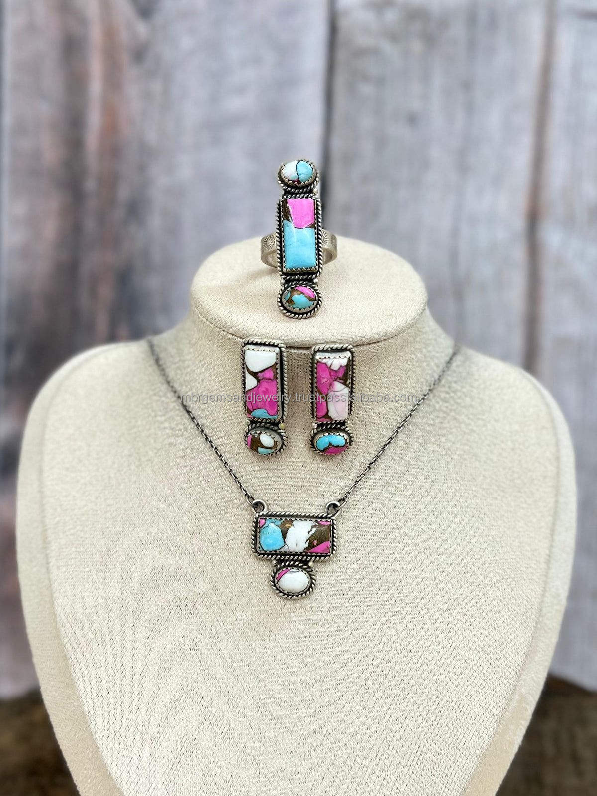 ในภาพเดียวกัน