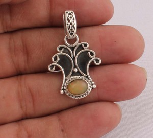 Wholesale Vintage Natural <b>Opal</b> Bezel Setting Pendant 925 Sterling Silver Plated Dotted Handmade Gemstone Pendant - Product Image 1