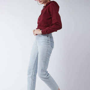 Sudadera con Capucha Corta para Mujer, Color Granate, con Logotipo Estampado en la Parte Delantera, Informal, de Manga Larga, de Algodón Suave, Estilo Urbano - Product Image 3