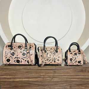 Nuevo Juego de Bolsos de Viaje de Cuero Repujado a Mano de Alta Calidad con Diseño Floral Elegante para Mujer - Product Image 4