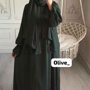 Abayas élégantes et modestes brodées à la main pour femmes -- - Product Image 1