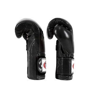 ถุงมือชกมวยไทย Fairtex รุ่นยอดนิยมขายดี ผลิตตามสั่ง หนังวัวแท้ ระบายอากาศได้ดี ซับเหงื่อ พร้อมสายรัดข้อเท้า - Product Image 6