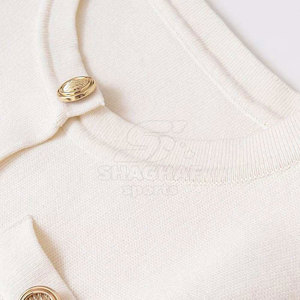 Cardigan pour femmes en tissu doux à manches longues, léger, élégant, pour un usage quotidien, coupe confortable - Product Image 4