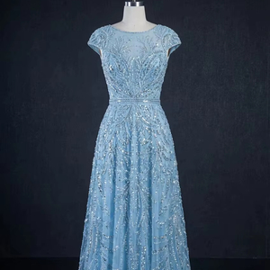 Vestido de Noche con Bordado Pesado y Pedrería, Silueta Sirena con Abertura Lateral, Vestido Formal de Lujo al por Mayor para Ocasiones Especiales - Product Image 1