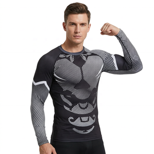 Camiseta de Compresión de Manga Larga Sublimada Personalizada para Hombre, Protección UV, Secado Rápido, Ecológica, Negra/Verde - Product Image 3