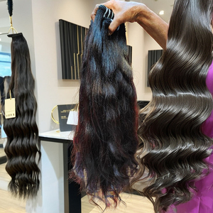 Aceptar pedido de muestra Cabello humano indio natural virgen sin procesar que teje cabello humano indio negro natural de onda suelta Precio al por mayor - Product Image 1