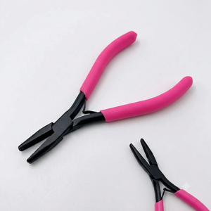 Pinzas Profesionales de Alta Calidad para Extensiones de Cabello, de Acero Inoxidable, Punta Plana con Dientes, Herramientas para Extensiones de Cabello, Novedad 2026 - Product Image 1