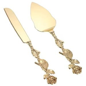 Ensemble de coupe-gâteau de luxe éco-responsable Crafts Village, couteau en acier inoxydable, spatule de service, ustensiles de service pour desserts, options personnalisables - Product Image 1