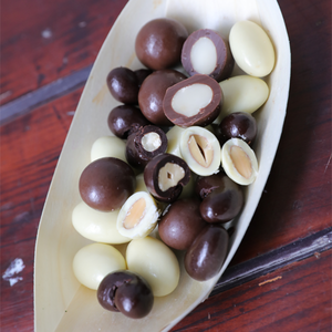 Vente en gros directe du fabricant : Snacks et bonbons OEM/ODM, Dragées chocolatées HALAL, Mélange de noix enrobées de chocolat (amandes, noix de cajou, noix de macadamia) 150G - Product Image 4