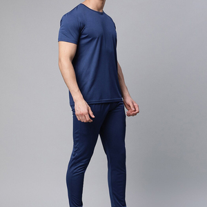 Survêtement d'été slim fit pour homme avec logo personnalisé, nouveau design, qualité supérieure, prix raisonnables - Product Image 3