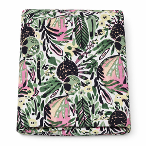 Hermosa Tela Popelina Ligera, Transpirable, Orgánica y Ecológica con Estampado Verde para Prendas de Vestir de Niñas y Niños - Product Image 1