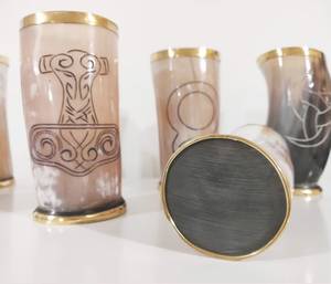 Verre à shot en corne de Viking, fait main, poli, écologique, décoration de fête - Product Image 4