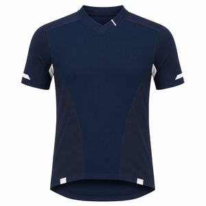 Camiseta Deportiva Transpirable con Paneles de Malla - Product Image 1