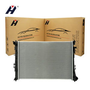 Radiador de aluminio y plástico de alta calidad para HYUNDAI/KIA <span class=keywords><strong>TUCSON</strong></span> <span class=keywords><strong>PHEV</strong></span> 22- MT OE 25310CW700 - Product Image 1