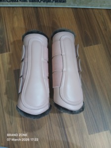 Botas de equitación BRAND ZONE de cuero charol y neopreno de 8 mm con forro de piel sintética, marca privada, equipo ecuestre - Product Image 1