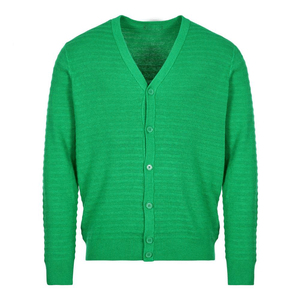 Cardigan en tricot personnalisé pour les sororités et les fraternités avec broderies et logos en chenille, vêtements grecs haute qualité - Product Image 4