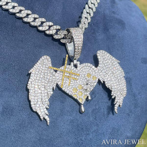 Pendentif Hip Hop en Argent Sterling 925 Massif Plaqué Or Rose et Jaune avec Diamant Moissanite Audacieux pour Hommes et Femmes - Product Image 4