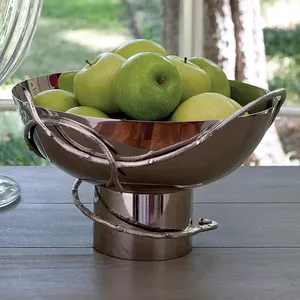 Frutero de Lujo Hecho a Mano para Regalos de Boda, Aniversario o Inauguración de Casa, Moderno Frutero Decorativo de Metal con Base Irregular - Product Image 3