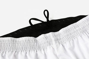 Conjunto Personalizado de Pantalones Cortos de Secado Rápido Unisex Transpirable Uniforme de Fútbol Impresión por Sublimación Ligero Anti-Encogimiento para Club - Product Image 5