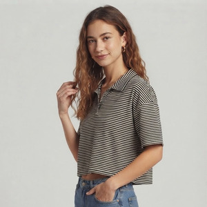 Polo rayé pour femme, coupe ample, manches courtes, en coton, style crop et coupe carrée - Product Image 1