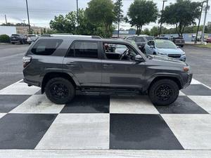 <span class=keywords><strong>SUV</strong></span> USADO <span class=keywords><strong>2022</strong></span> TOYOTA 4-RUNNER SR5, AUTO USADO EN BUEN ESTADO, VOLANTE A LA DERECHA Y VOLANTE A LA IZQUIERDA - Product Image 2