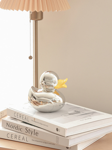 WINKO Duck Piggy Bank ออมสินกระปุกออมสินเป็ดอีพ็อกซี่สีเหลืองสีบรอนซ์ขาว - Product Image 4