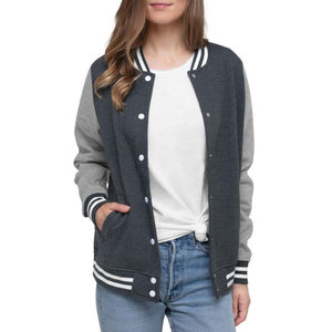 แจ็คเก็ตเลตเตอร์แมนผู้หญิงสไตล์ลำลองสุดหรู พร้อมชายเสื้อแบบริบและดีไซน์กระดุมแป๊กที่ติดแน่น - Product Image 3