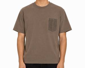 ผู้ผลิตเสื้อยืดลายเรขาคณิตแบบแห้งเร็ว ระบายอากาศได้ดี เป็นมิตรกับสิ่งแวดล้อม ผลิตจากโพลีเอสเตอร์คุณภาพพรีเมียมสำหรับผู้ชาย รับผลิตแบบ OEM ODM และรับผลิตภายใต้แบรนด์ของลูกค้า - Product Image 1
