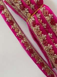 Bordure en dentelle brodée avec décoration miroir, 100% polyester, largeur 25 mm, style traditionnel doux, couleur personnalisée, emballage en vrac - Product Image 4