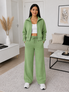 Traje Deportivo para Mujer Transpirable de Secado Rápido, Calidad Superior, Servicio OEM, Logotipo y Estilo Personalizados, Cómodo - Product Image 1