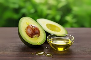 Huile Essentielle Pure d'Avocat Biologique en Gros, Marque Privée, Huile Végétale pour Aromathérapie - Product Image 2