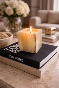 Candelabro Moderno de Piedra de Alabastro Pulido, Hecho a Mano, Decorativo de Lujo para Centro de Mesa - Product Image 6