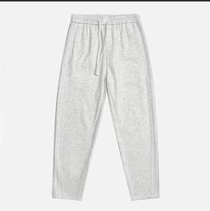 Pantalon de jogging décontracté en tricot noir pour homme, coupe classique, couleur unie - Product Image 4