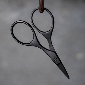 กรรไกรปักผ้าขนาดเล็ก Baby Bow ปลายแหลมทำจากสแตนเลส สำหรับงานฝีมือ ตัดเย็บเสื้อผ้า และงานเย็บปักถักร้อย - Product Image 1