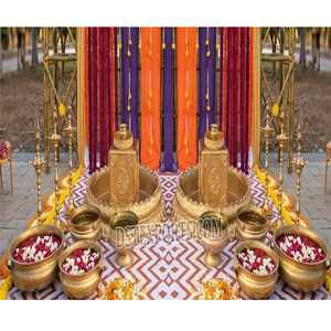 เวทีงานฮัลดีในเอเชียใต้พร้อมอุปกรณ์ตกแต่งแบบดั้งเดิม  งานตกแต่งพิธีวัตตนาที่กำลังเป็นที่นิยม  ไอเดียตกแต่งอูร์ลีอย่างสร้างสรรค์ - Product Image 1