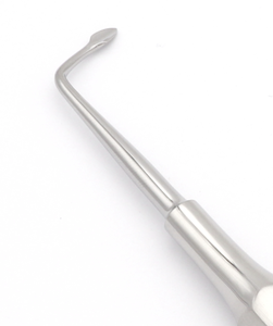 เครื่องมือถอนฟันแบบเบย์เจ็ต ซินเดสโมโตม ยี่ห้อ Bernard Root Tip Elevator แบบมุมฉาก ขนาด 4 มม. ยาว 15.5 ซม. ด้ามจับแบบกลวงสั้น สำหรับการผ่าตัด - Product Image 2