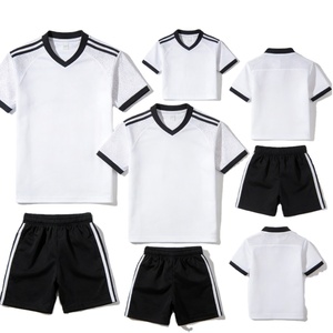 Ensemble de maillot de football blanc à col en V pour garçons avec short noir, polyester respirant, vêtements de sport pour toutes les saisons - Product Image 1
