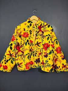 เสื้อแจ็คเก็ตลำลองพิมพ์ลายดอกไม้สีเหลือง คอจีน แขนยาว ทรงหลวม สวมใส่สบายในฤดูร้อน ผลิตจากผ้าโพลีเอสเตอร์ทอ แขนยาว ปักลาย - Product Image 3