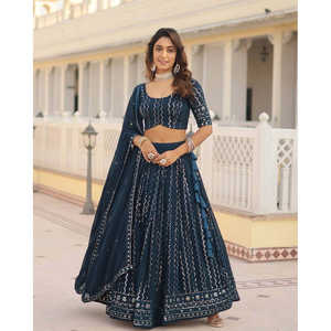 Hermosos vestidos de noche bordados Lehenga Choli para fiestas - Product Image 6