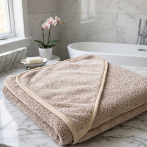 ผ้าขนหนูคลุมศีรษะเด็กแบบมีฮู้ด ปักลายตามสั่ง โลโก้สั่งทำ ผ้ากำมะหยี่คอตตอน ซับน้ำเร็ว เป็นมิตรกับสิ่งแวดล้อม ผ้าคลุมอาบน้ำเด็ก ได้รับการรับรองมาตรฐาน OEKO TEX - Product Image 5