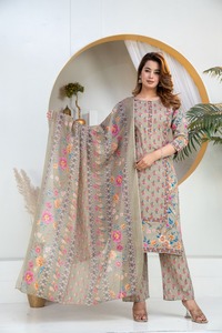 Ensemble de costume ethnique pour femmes en coton marron à imprimé numérique traditionnel, séchage rapide, longueur genou, coupe régulière, vêtements décontractés, Inde, Pakistan - Product Image 4
