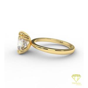 Bague de fiançailles solitaire en moissanite taille coussin en or jaune, classique à quatre griffes, pour femme - Product Image 2